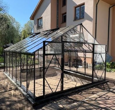 Polikarbonatno steklo - monolitni polikarbonat - polni polikarbonat