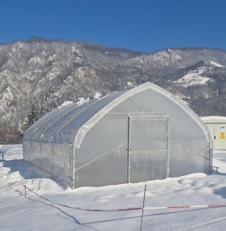 Profi rastlinjak – Robustni rastlinjak širine 4,5 m, višina stranic 1,8 m – Idealen za hobi in profesionalne vrtnarje