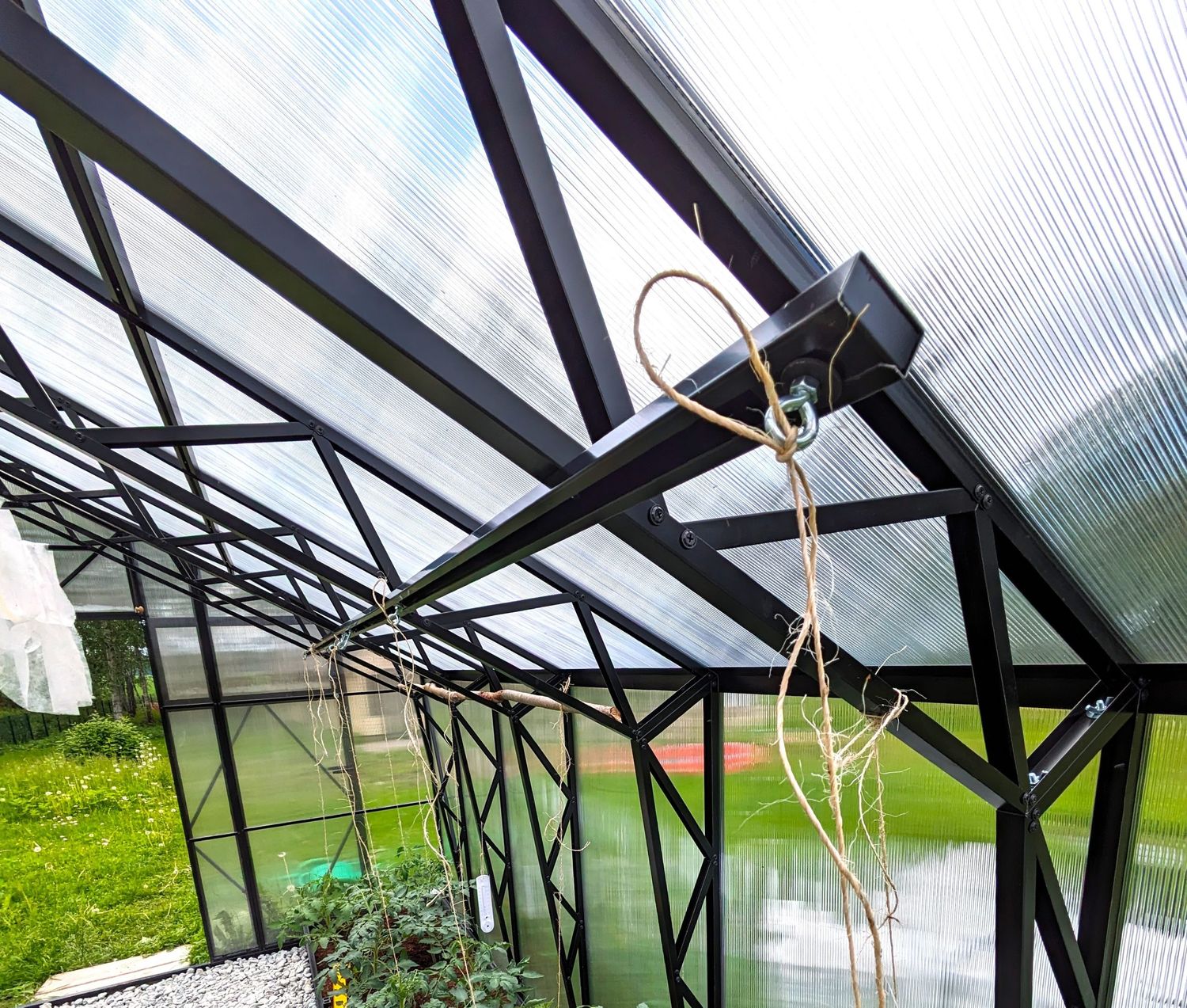 Komplet za obešanje rastlin - črne barve