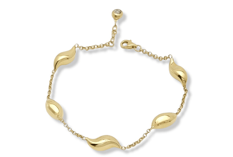 Dainty Bracelet in 14k Gold