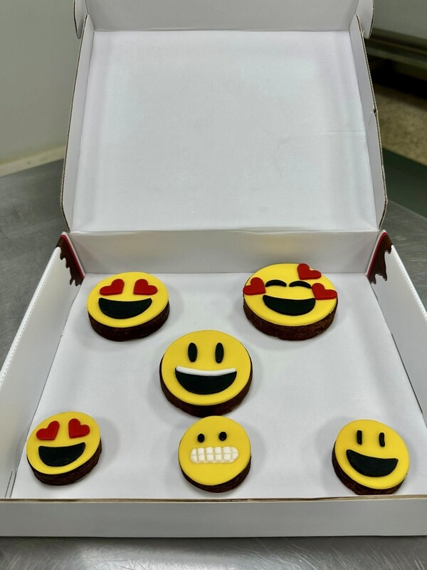 EMOJI BOX