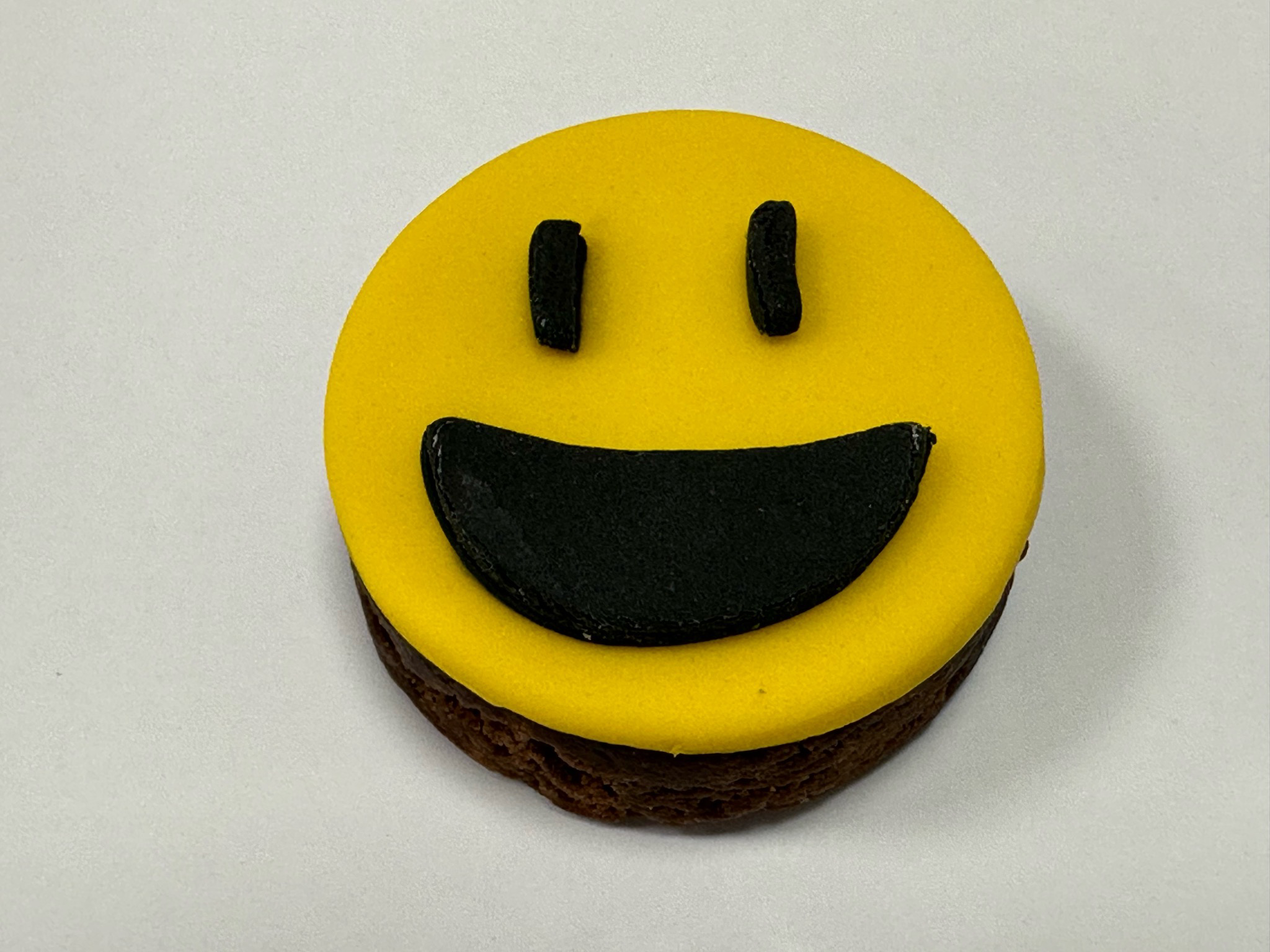 Emoji Brownie (1)