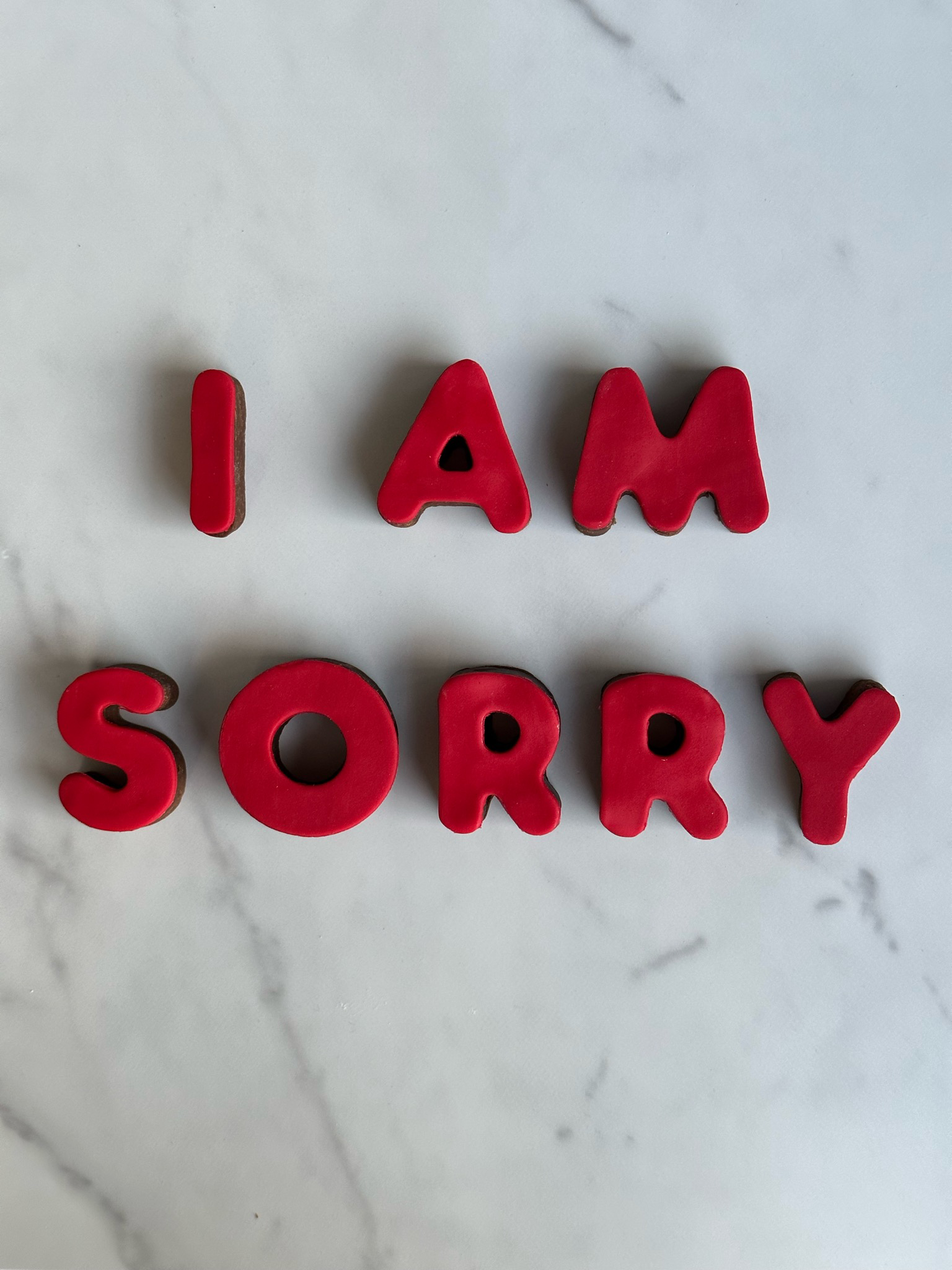 I AM SORRY - STRAWBERRY RED