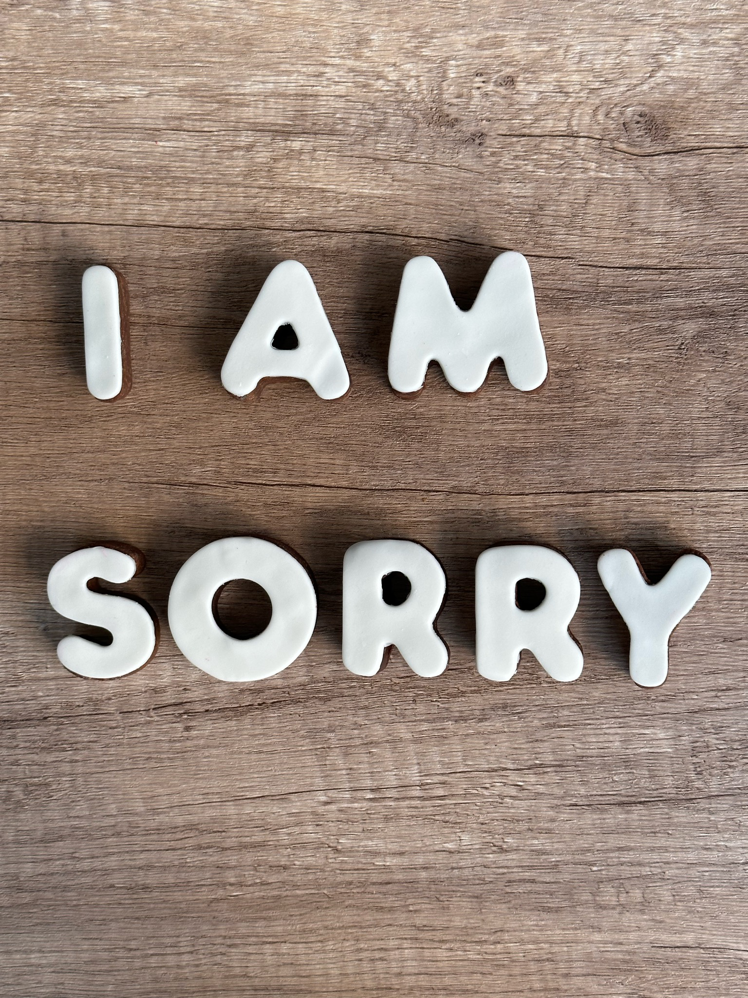 I AM SORRY - WHITE CHOCOLATE