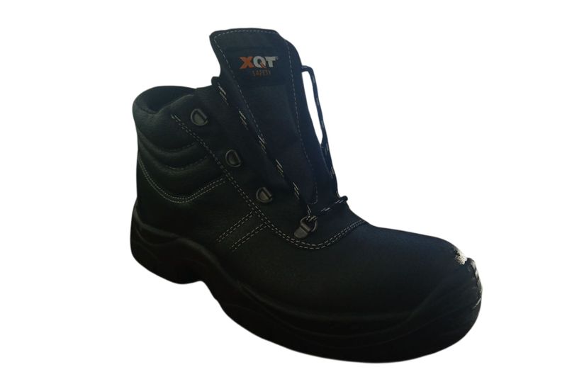 SCARPE ANTINFORTUNISTICHE N.44 - XQT SAFETY SHOES