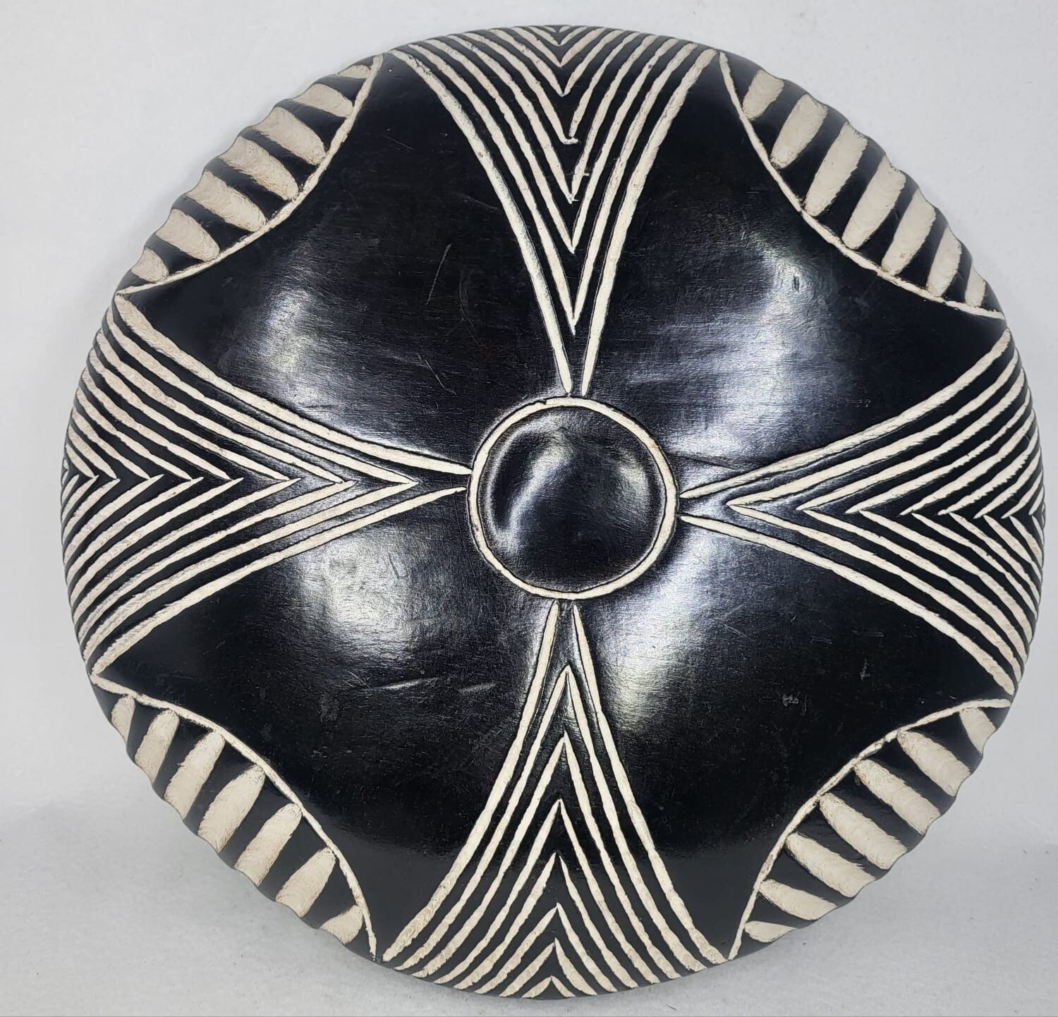 Scudo legno zulu Sudafrica 33x34x9 cm