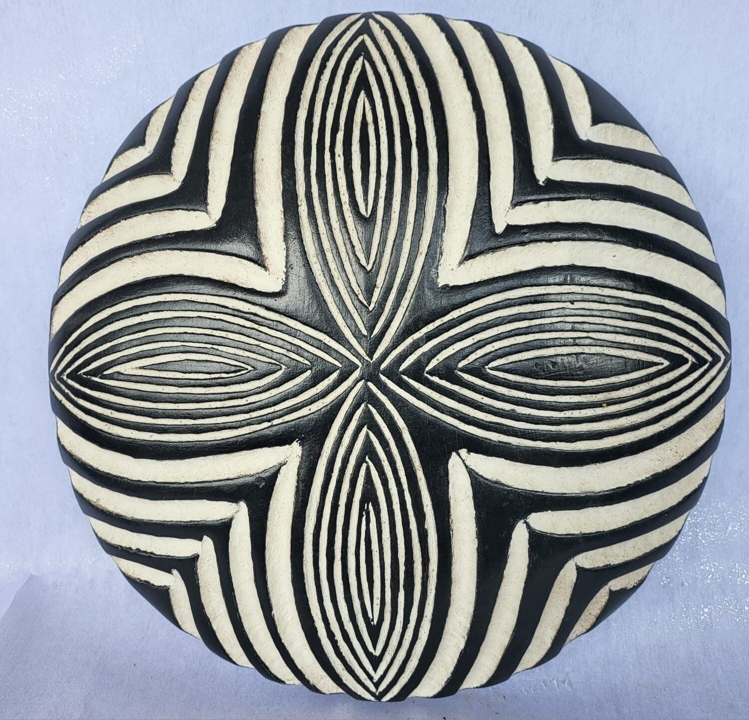 Scudo legno zulu 35x34x10 cm