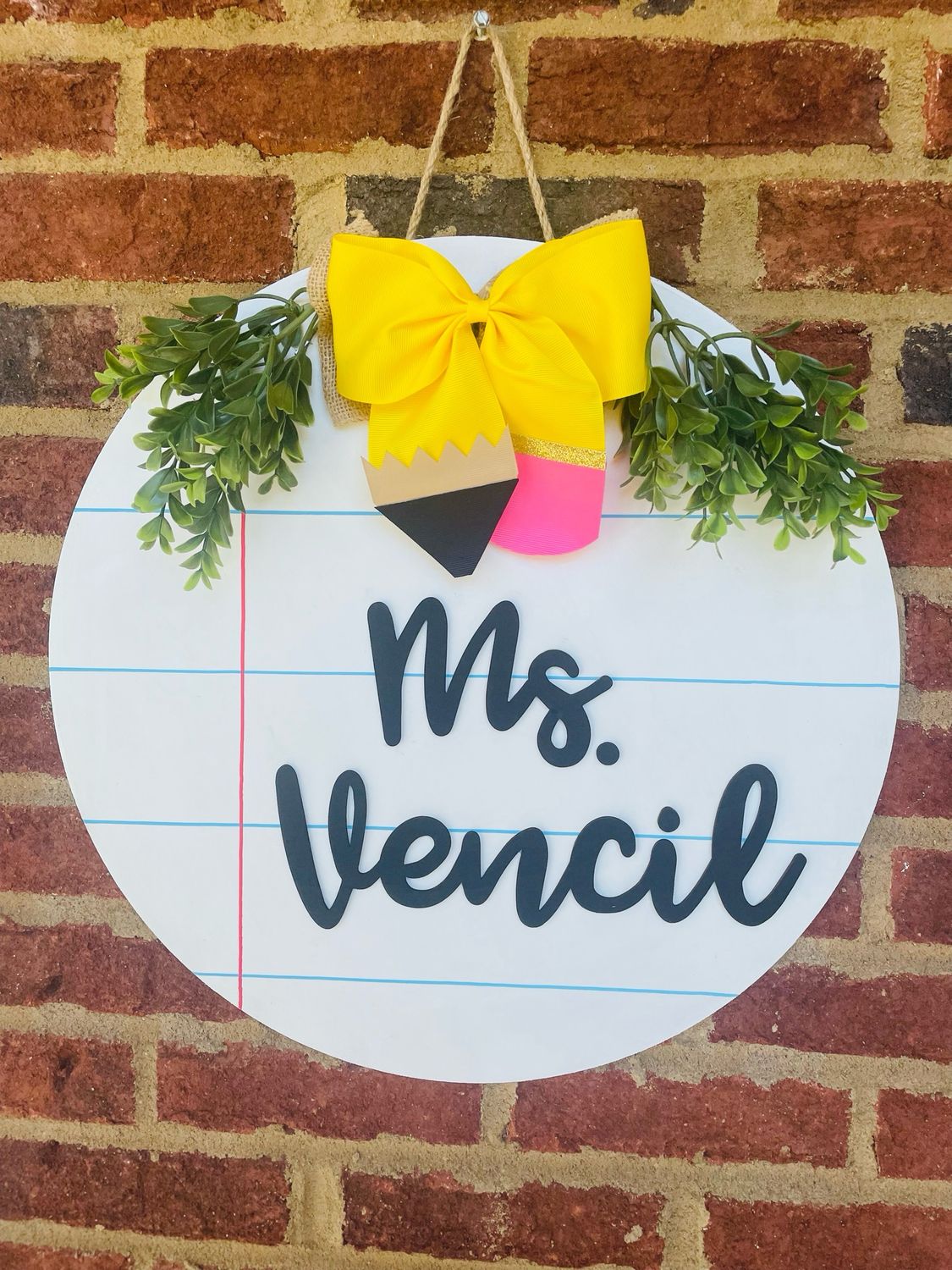 Teacher Sign With Pencil Bow
