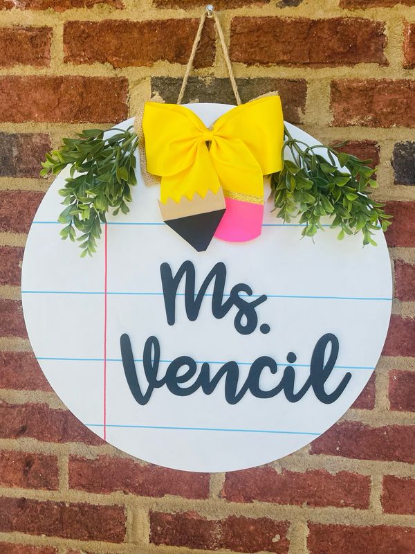 Teacher Sign With Pencil Bow