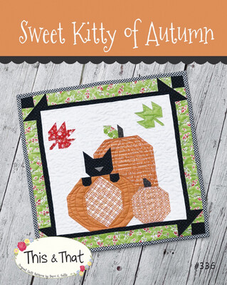 Sweet Kitty Of Autumn Pattern