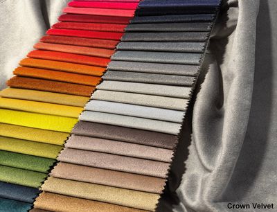 Tissus unis avec traitement