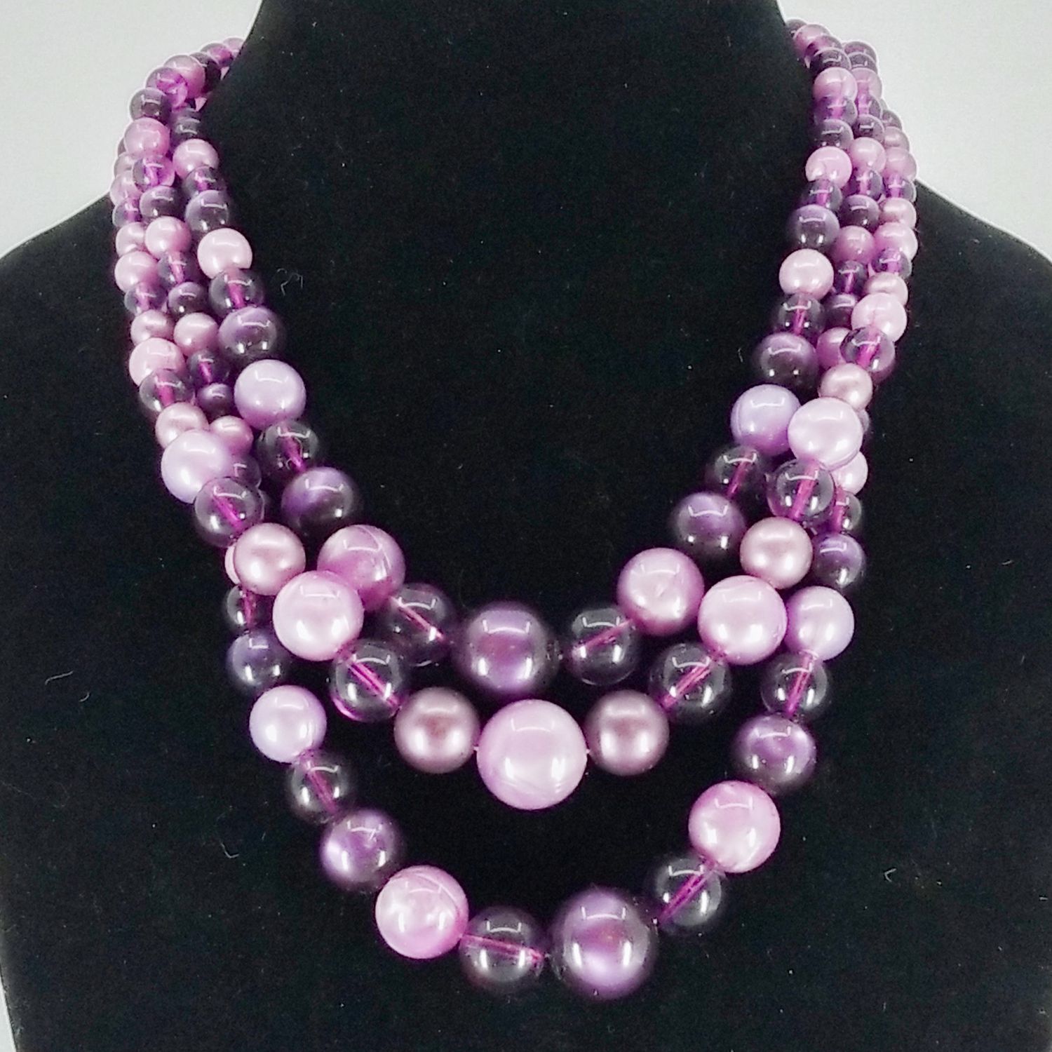 Vintage 1950s Violet & Plum Lucite Bead 3 Strand Necklace