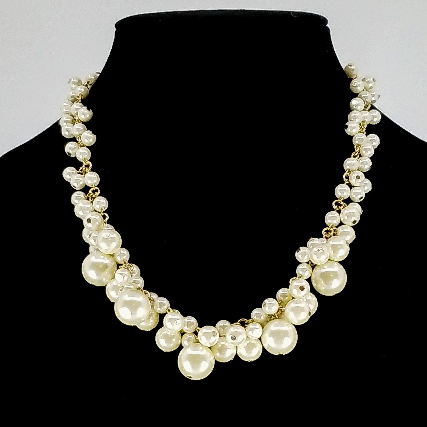 Faux Pearl Cluster Statement Necklace