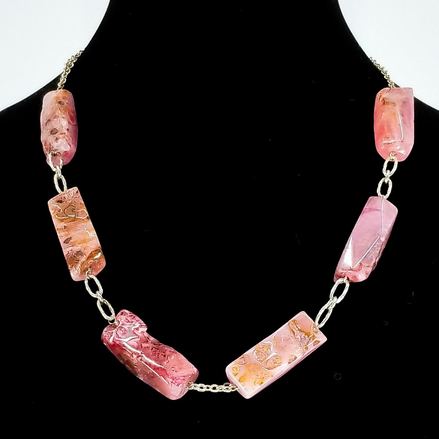 Pink Natural Polished Stone Statement Necklace Pink Natural Polished Stone Statement Necklace