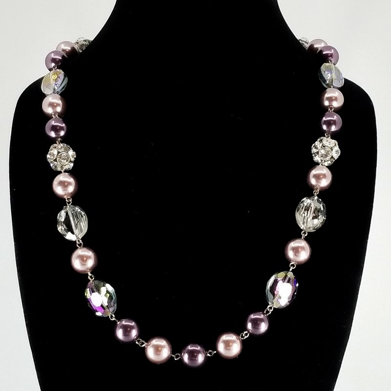 Radiant Pink &amp; Purple Beaded Statement Necklace – Elegant Mixed‑Bead Design