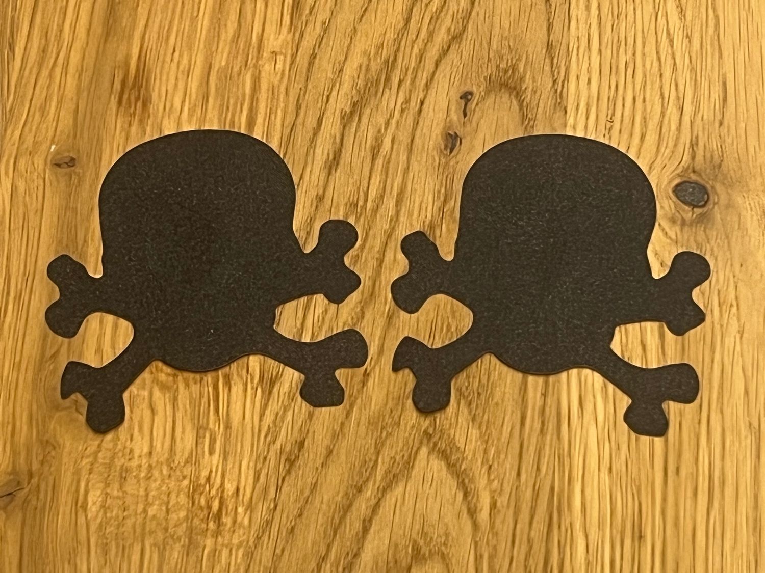 1 Paar schwarze Piraten-Pasties