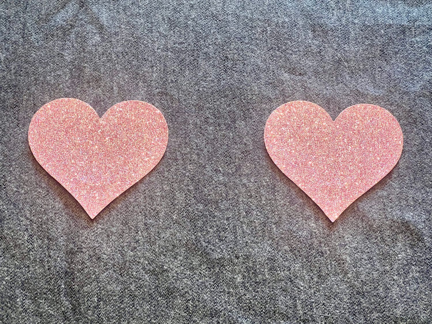 2 rosa Glitzer-Herz-Pasties. für 1x Anwendung
