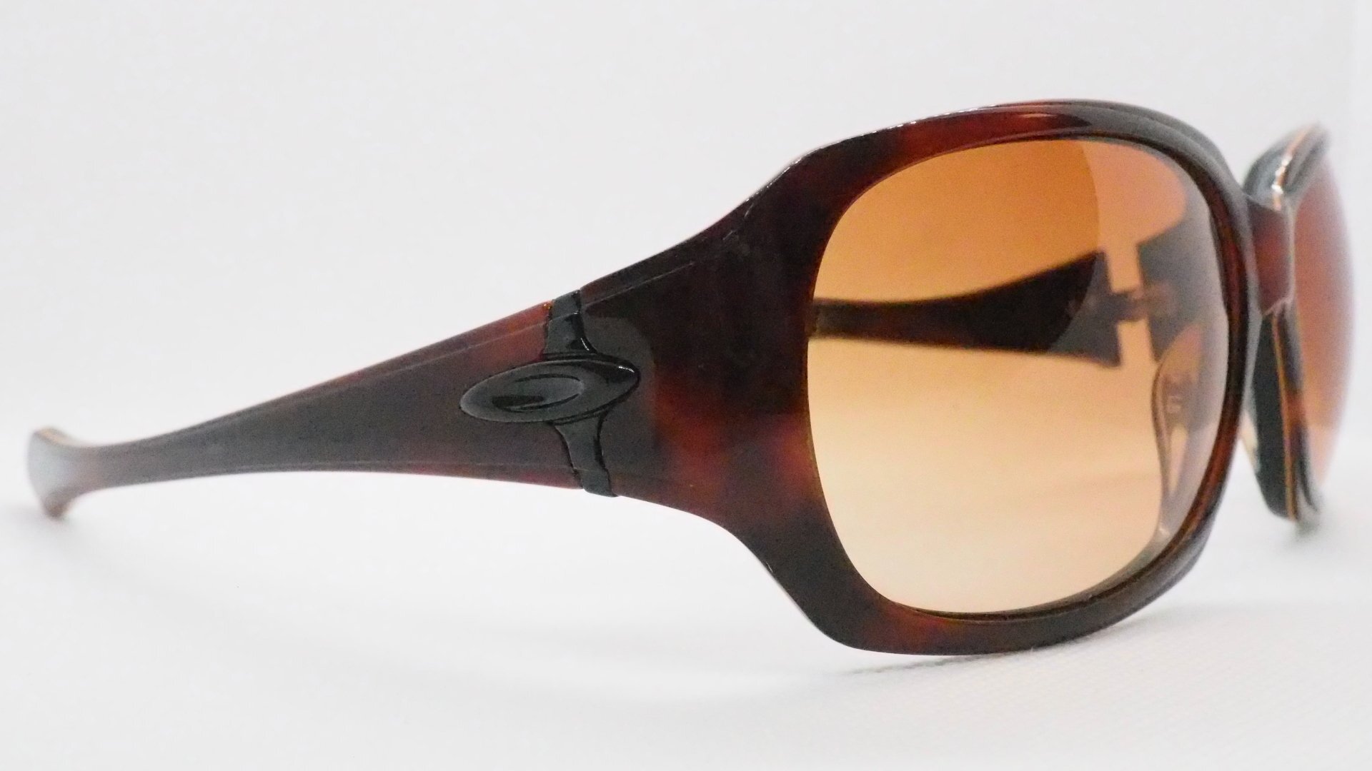 OAKLEY SCRIPT 05-968