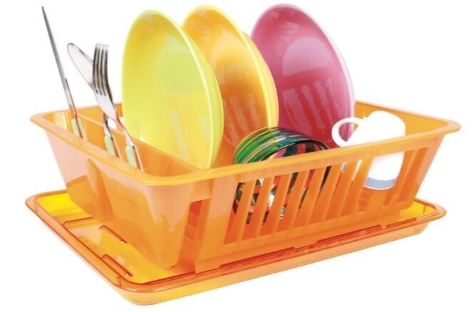 Scolapiatti da lavello in plastica con scola posate e vassoio Cosmoplast