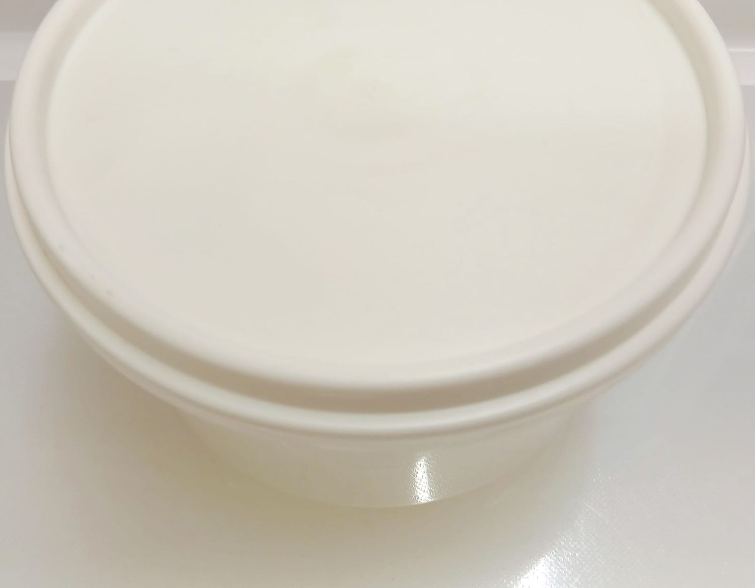 Contenitore per conservazione cibi, tondo alto cm.14, Colore: BIANCO