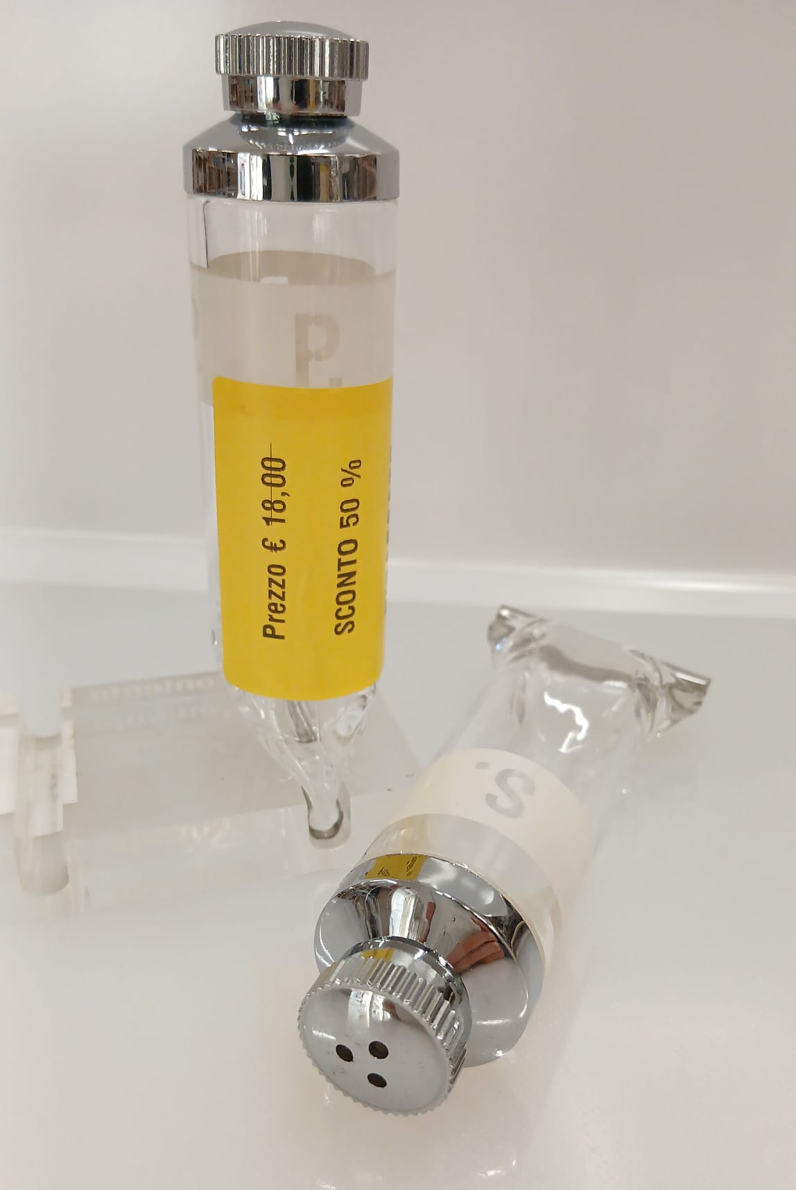 Spargi sale / pepe tubetti con base Arcucci