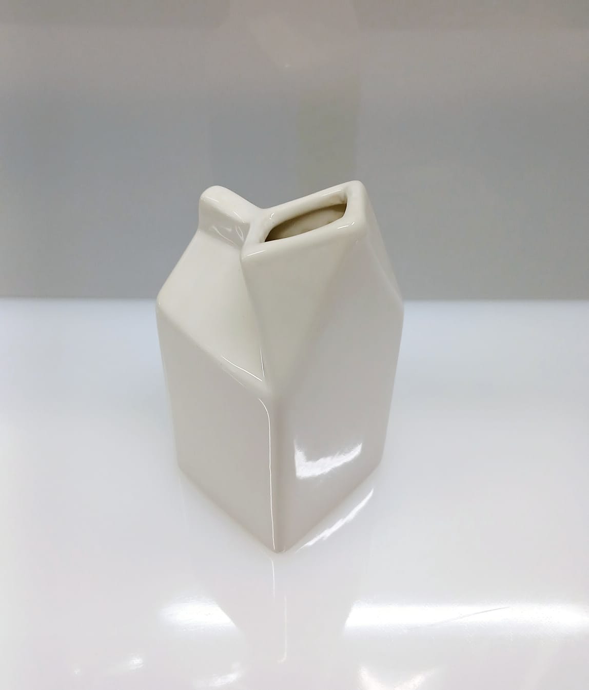 Lattiera porcellana avorio quadra, forma cartone del latte