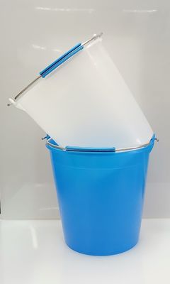 Secchio graduato con manico lt.12 Secchio graduato con manico lt.12