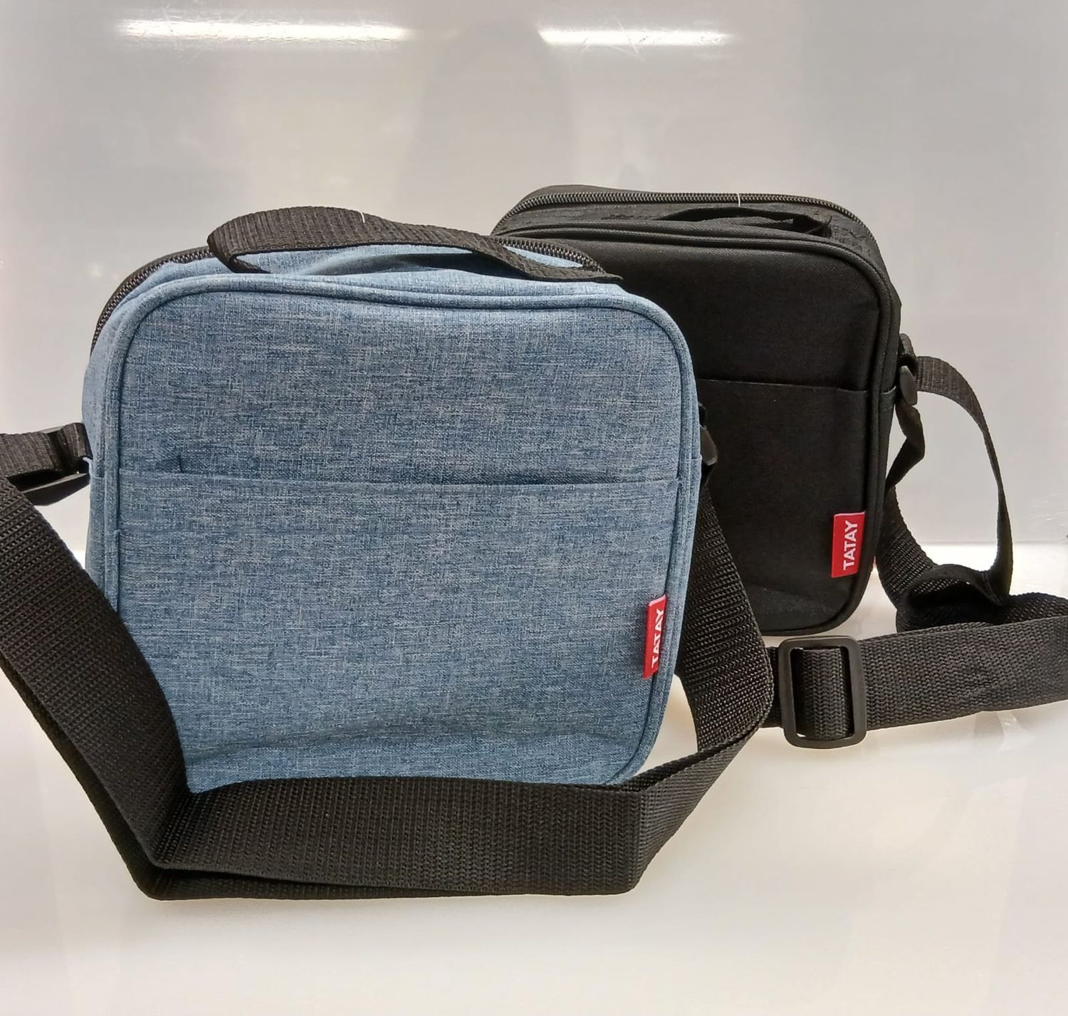 Borsa termica Tatay  lt.3 con 4 contenitori