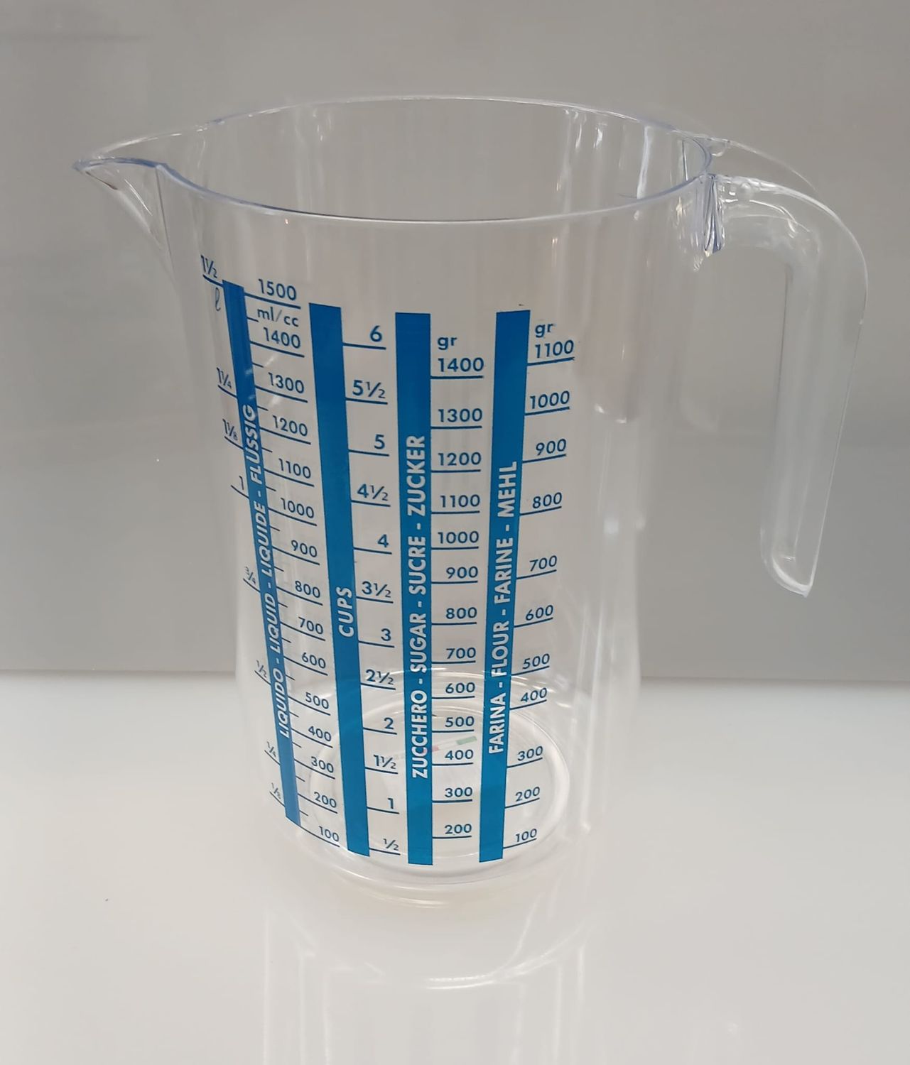 Caraffa graduata / dosatore graduato Cosmoplast lt.1,5
