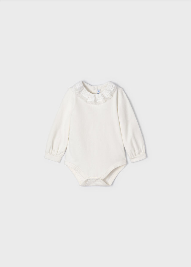 Creme Ecofriends baby bodysuits