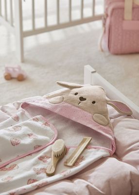 Towels &amp; Bed Sheets