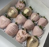 Chocolate-covered strawberries 7