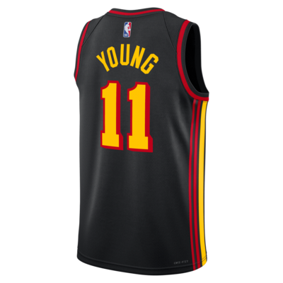 #11 TRAE YOUNG 2021/2022