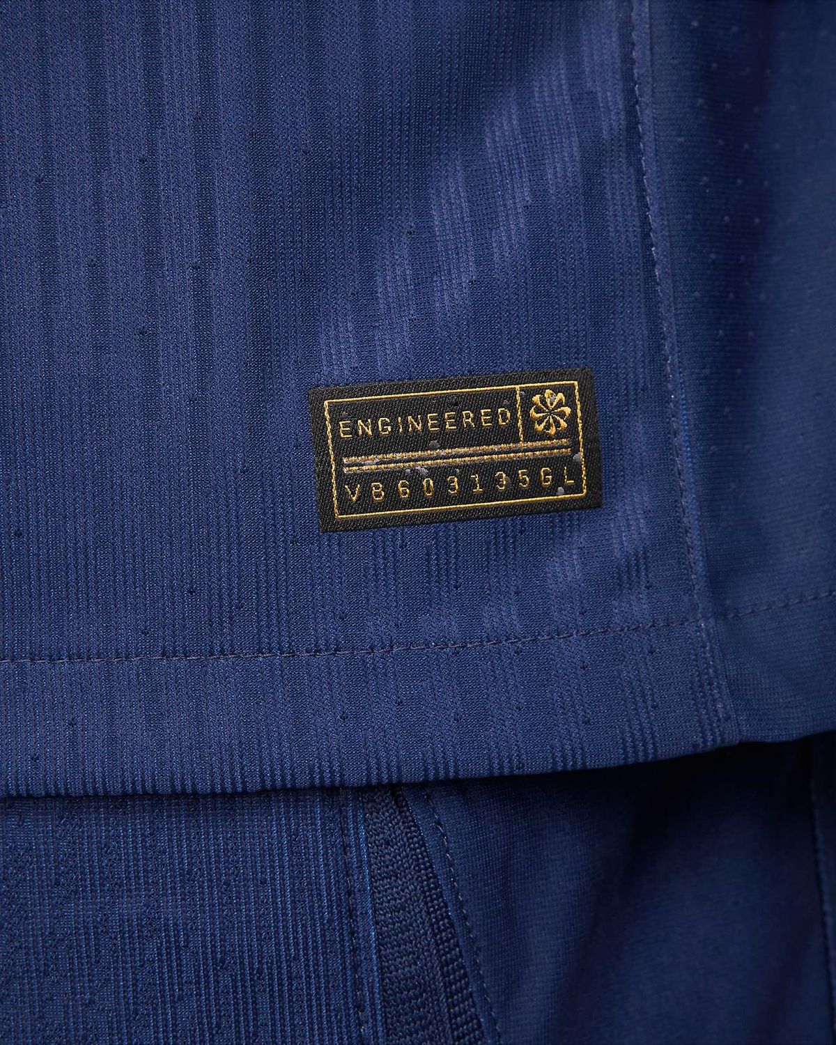 PARIS SAINT GERMAIN MAILLOT ÉDITION SPÉCIALE CHAMPIONS OF EUROPE 25 &quot;ICI C&#39;EST PARIS&quot;