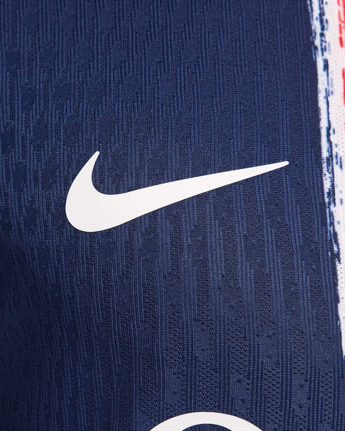 PARIS SAINT GERMAIN MAILLOT ÉDITION SPÉCIALE CHAMPIONS OF EUROPE 25 &quot;ICI C&#39;EST PARIS&quot;