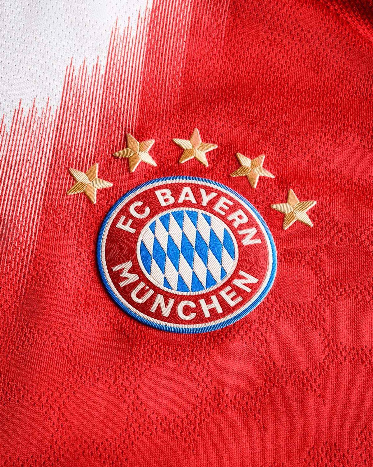 BAYERN MUNICH MAILLOT DOMICILE 2025/2026