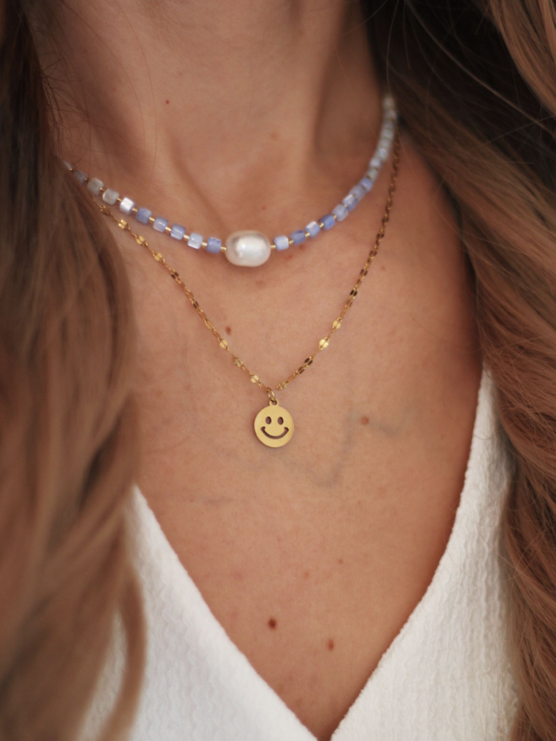 Halskette LENI Perlmutt Blau Süsswasserperle Gold