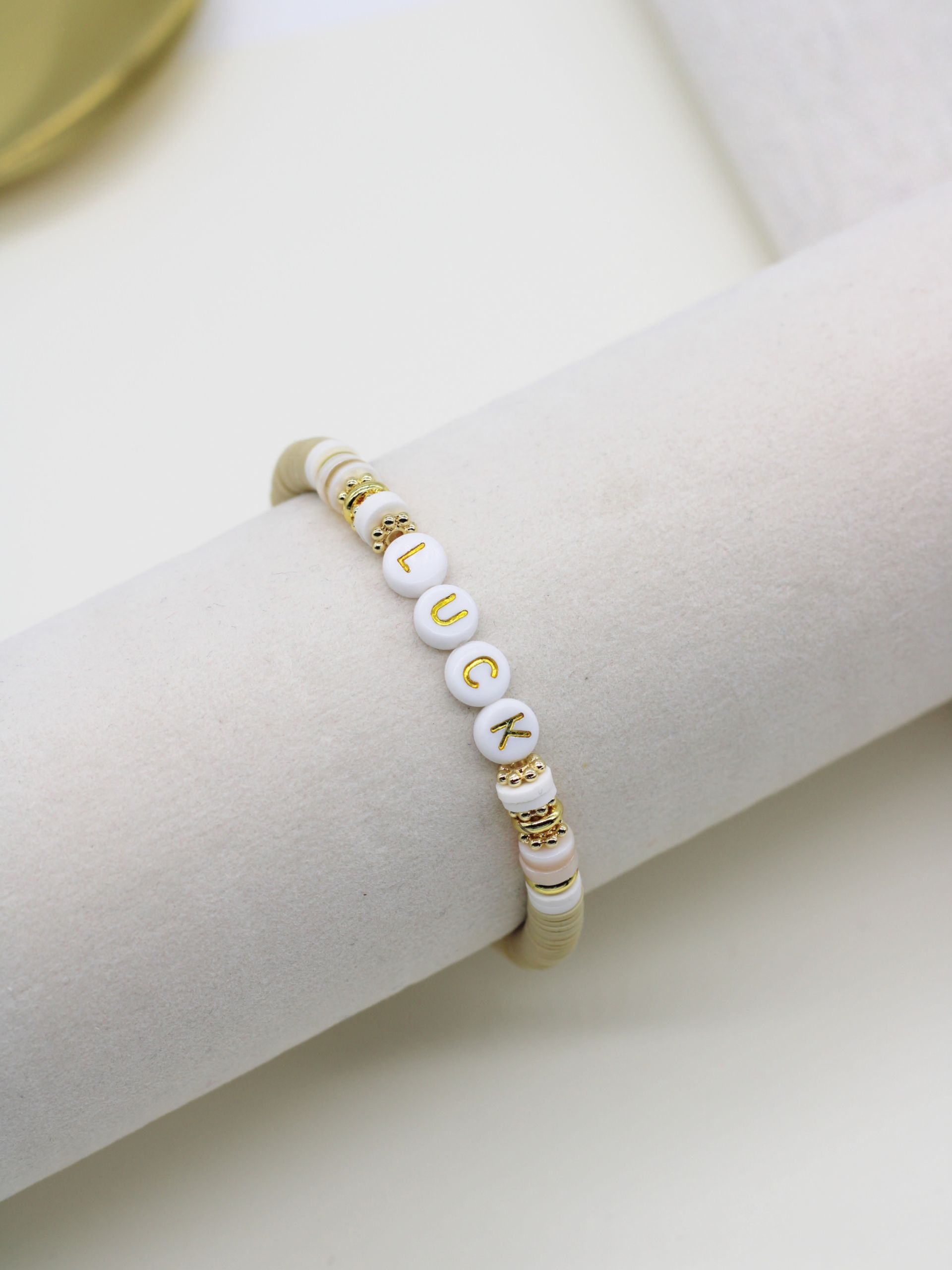 Armband ARI Namensarmband Partnerarmband Initialarmband Beige Gold - Bunter Schmuck