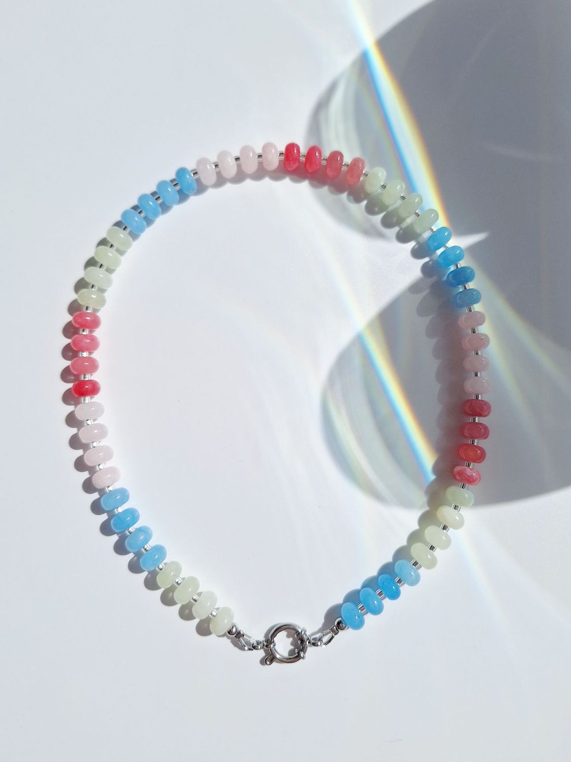 LILOU Hippie Kette Statement Halskette Regenbogen JADE Edelstein Gold - Bunter Schmuck