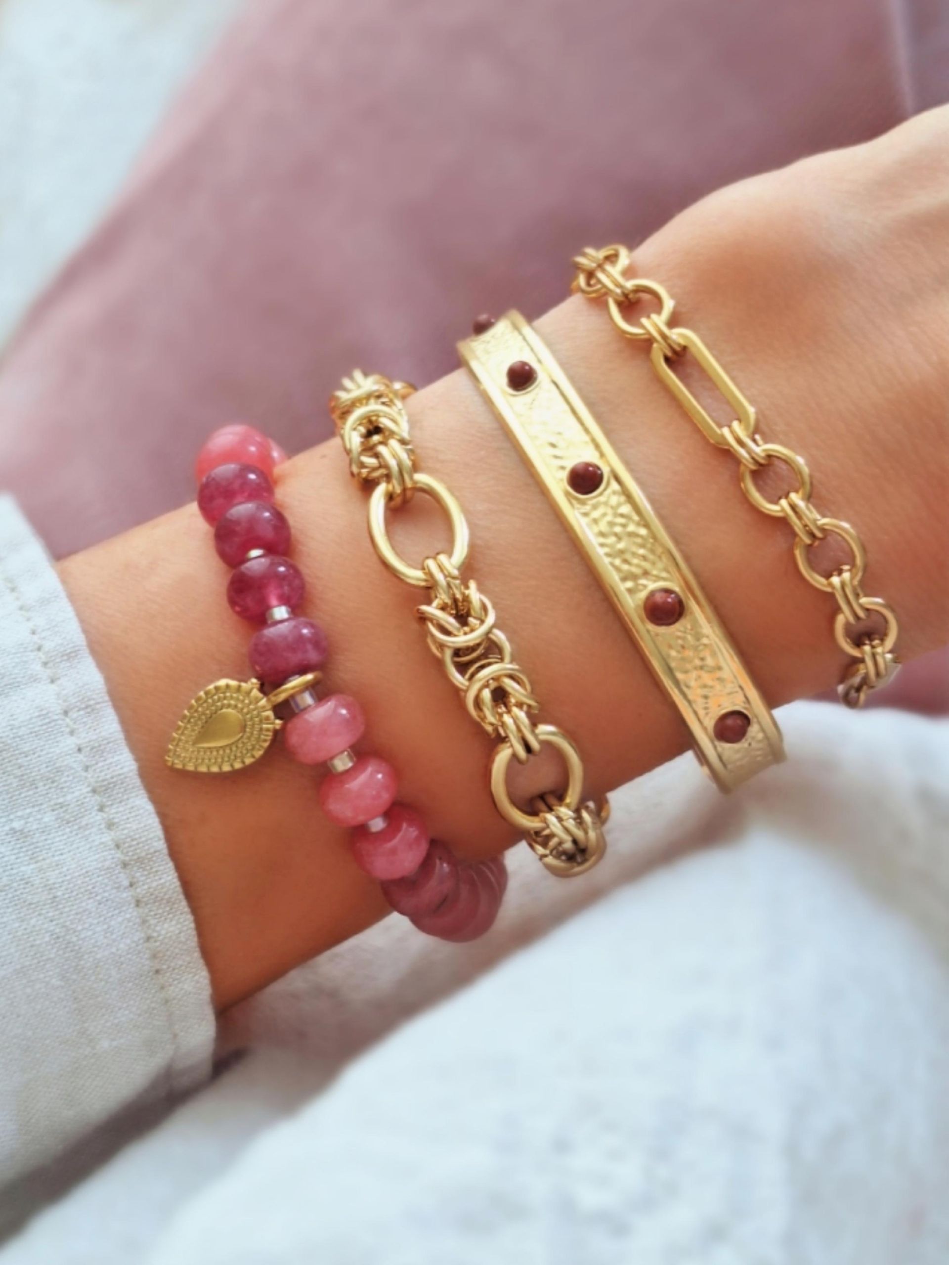 TILLY Hippie-Armband  Ombré Rosa Rot Pink Edelstein Mix Gold - Bunter Schmuck