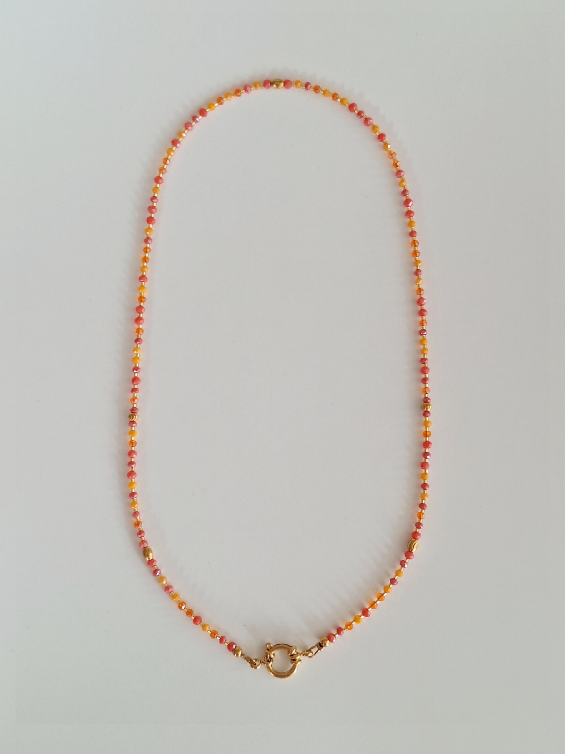 JIETTE Lange orange Perlen Halskette  54cm Edelstahl Gold - Bunter Schmuck