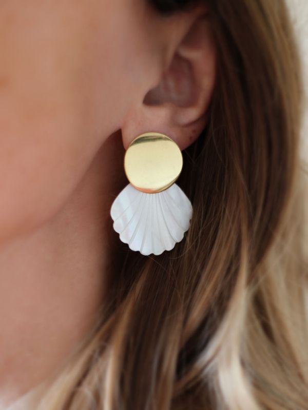 CAPRI Muschel-Ohrringe aus Perlmutt Edelstahl Gold - Bunter Schmuck