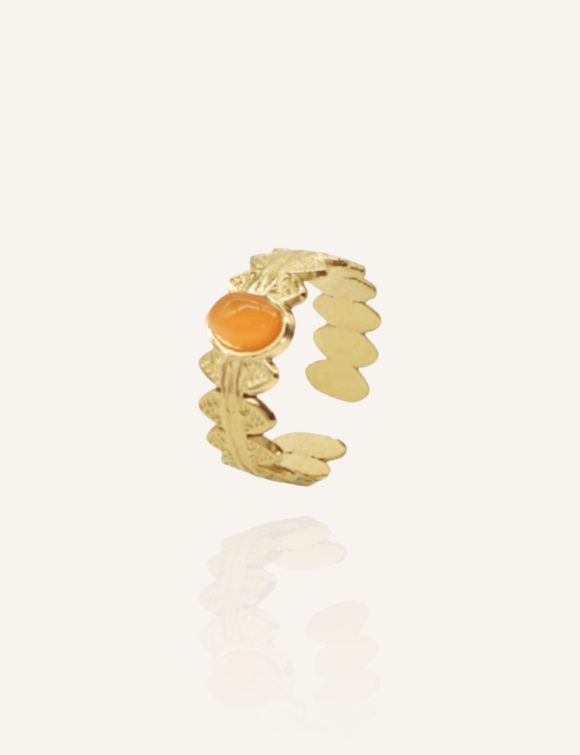 Goldener Edelstahlring ORA mit Orangen Schmuckstein als Akzent - Bunter Schmuck