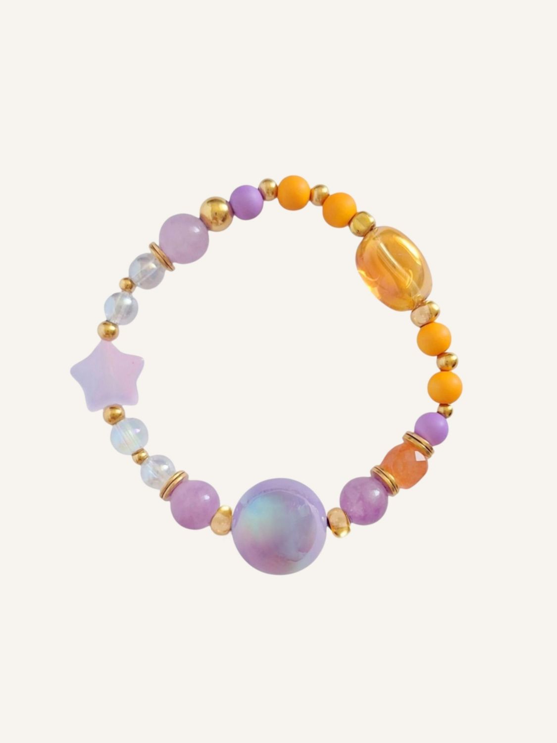 TILDA – das bunte Perlen Armband in Orange, Lila & Gold für kreative Seelen. Handgefertigt, einzigartig & voller Lebensfreude