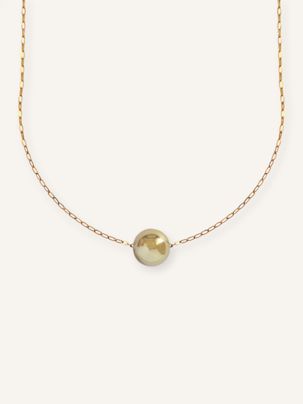 TILLY Chunky Halskette mit dicker Perle Gold - Bunter Schmuck Chunky handgemachte Statement-Kette aus goldener Halskette und dicker Perle. Ausdrucksstarker Schmuck für kreative Seelen