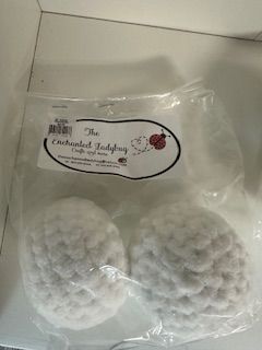 EL Indoor Snowballs