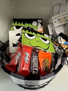 GG Halloween Candy Favors