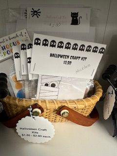 GG Halloween  Crafts Kits