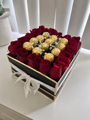 Large Roses Box