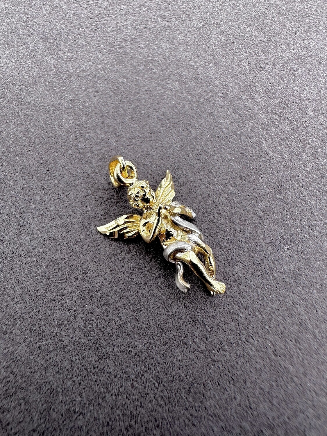 Angel de Oro 10k